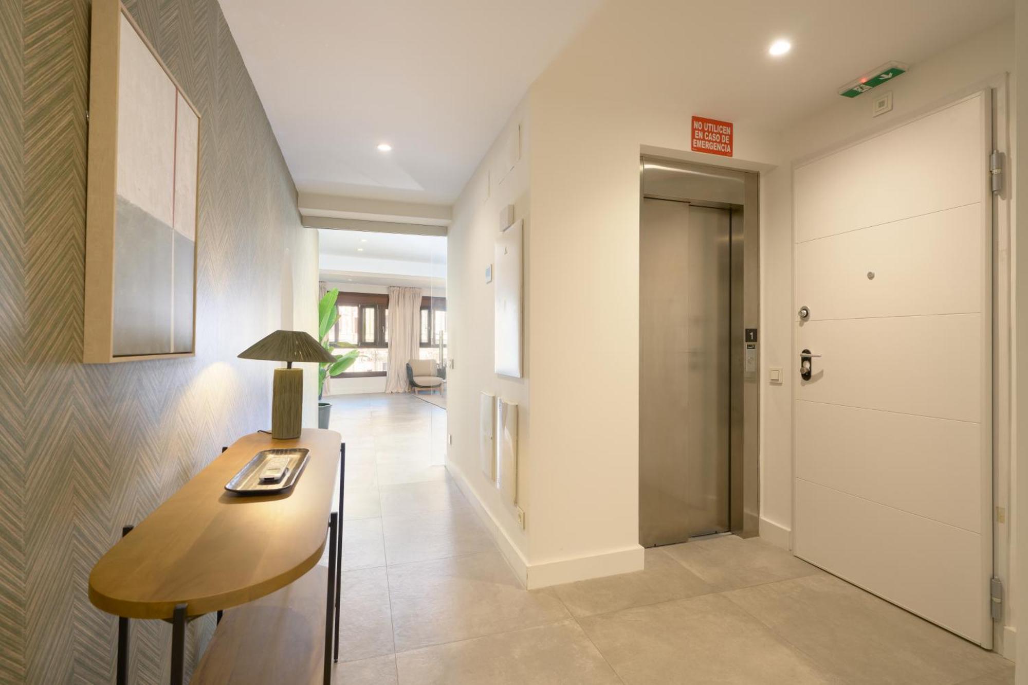 San Francisco Top-luxury, By Homing U * Sevilla
